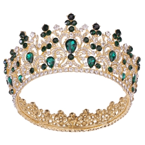 Couronne de mariée baroque en or avec cristaux vert foncé et strass étincelants