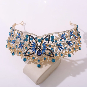 Couronne de mariée papillon dorée luxueuse ornée de cristaux bleus étincelants
