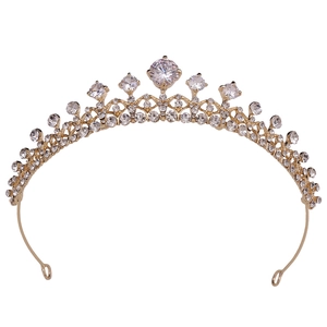 Tiara de mariée dorée avec zircons AAA et design d'herbe en cristal étincelant
