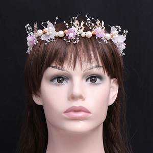 Exquisite forest-style bridal flower crown with white pearls and lavender blossoms