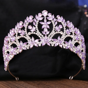 Diadème de mariée baroque avec cristaux violets et blancs sur base argentée de luxe