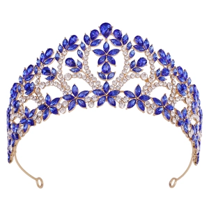 Couronne de mariée baroque avec cristaux bleu roi et motifs floraux en métal doré