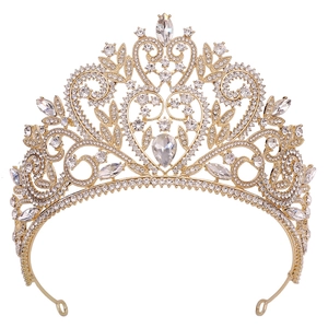 Couronne de mariée baroque dorée en forme de cœur avec cristaux scintillants