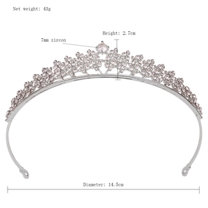 Dimensions détaillées du diadème de mariée argenté, hauteur 2,7 cm et zircon de 7 mm