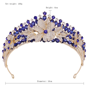 Details zur Brautkrone mit blauen Strasssteinen, goldenen Blumen und Maßen