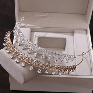 Diadèmes de mariée élégants en or et argent avec strass scintillants pour le mariage