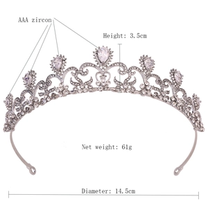 Dimensions détaillées de la couronne en zircone argentée avec hauteur et poids précis