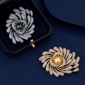 Broches perles de luxe design feu d'artifice en finitions or et argent étincelantes