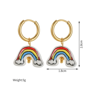 Dimensions détaillées des boucles d'oreilles arc-en-ciel et nuage, hauteur 2,8cm, poids 5g