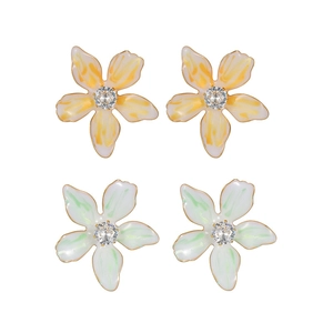 Chic enamel flower stud earrings with crystals in orange and white floral designs