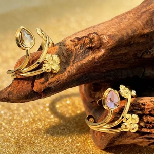 Vintage Stainless Steel Floral Open Ring For Women Teardrop Rhinestone Adjustable Geometric Flower Finger Ring Jewelry