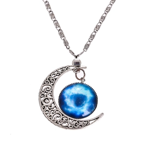 Collier croissant de lune argenté avec pendentif gemme en verre galaxie nébuleuse bleue
