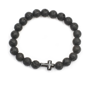 Schwarzes Lavastein-Perlenarmband mit einem silberfarbenen Metallkreuz-Anhänger