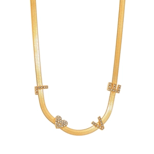 Collar de cadena de serpiente dorada con letras LOVE de diamantes y colgante de corazón