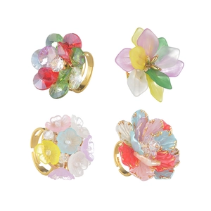 Luxurious colorful flower rings with rhinestones and gold adjustable bands for women