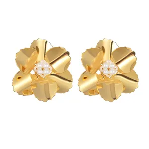 Boucles D'Oreilles Clous Grande Fleur En Acier Inoxydable Avec Étamine De Künstliche Perle Bijoux Floraux Élégants En Or Pour Mariage
