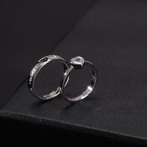 Endless Love silver couple rings with heart zircon and engraved minimalist band