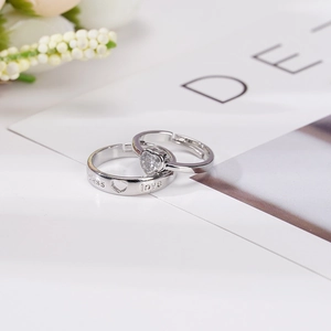 Minimalist Endless Love silver couple rings with heart zircon and engraved accents