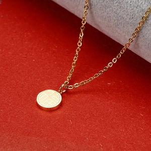 18K Gold Plated Stainless Steel Round Pendant Necklace Fu Xi Character Blessing Jewelry For Women Men Minimalist Gift