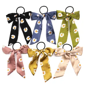 Daisy Print Bow Scrunchie With Long Streamer Satin Hair Tie For Women Girls Floral Print Ribbon Ponytail Holder