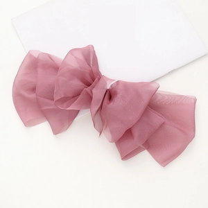 Barrette à cheveux grand nœud en organza rose poudré avec design multicouche élégant