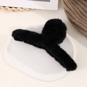 Pince à cheveux 13cm en fausse fourrure noire pour cheveux épais, style d'hiver