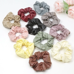 Elegant PU Leather Scrunchies For Women Faux Leather Large Hair Rings Gentle Solid Color Elastic Hair Ties Hair Accessories
