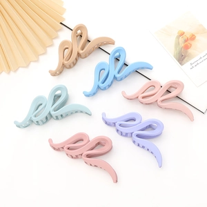 Pince à Cheveux Mate à Grandes Vagues Pour Femmes Pince Requin Simple à Ligne Fluide Accessoires de Cheveux de Mode Antidérapants
