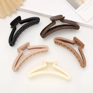 Große Matte Haarklammer Minimalistisch Geometrisch Haifisch Clip Für Damen Elegant Erdtöne Kopfschmuck Accessoire