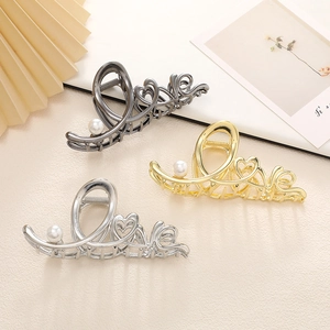 Alloy Love Letter Heart Hair Claw With Faux Artificial Pearl Elegant Metal Gold Silver Grey Shark Clip Clamp For Women Hair Accessories