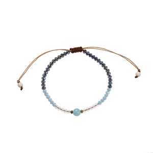 Bracelet fait main en cordon tressé avec perles en pierre naturelle et nœud ajustable