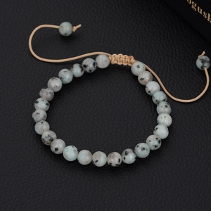 Handgemaakte boheemse turquoise kralenarmband met verstelbaar touw en natuursteen