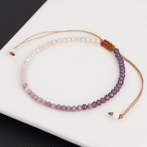 Böhmisches handgefertigtes Perlenarmband mit lila Farbverlauf und gewebtem Seil