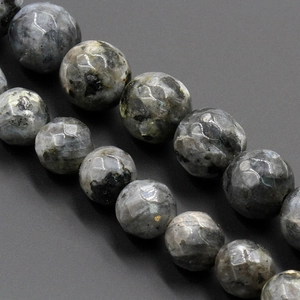 Facettierte schwarze Natursteinperlen mit glatter Politur für DIY-Schmuckherstellung