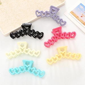 Pince à Cheveux Coeur Colorée Dopamine Grand Clip de Requin Ajouré Pour Femmes Accessoires de Cheveux en Résine Mignons Antidérapants