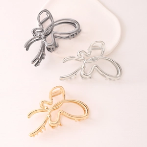 Elegant Hollow Butterfly Hair Claw Clip Minimalist Alloy Metal Shark Clip Large Fashion Hairpins Accessories For Women Styling