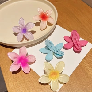 Pince à Cheveux Fleur de Frangipanier Couleurs Bonbon Résine Dégradé Pince Crabe pour Femme Accessoires Cheveux Plage Été