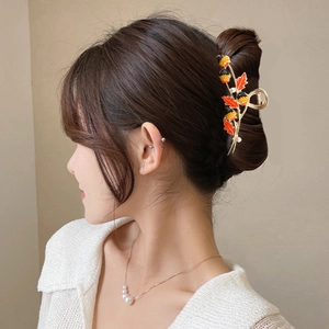 Elegant gold strawberry shark hair clip with red maple leaves and small pearls for women