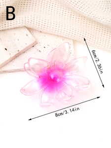 Détail de la pince à cheveux fleur en résine dégradé rose avec dimensions précises