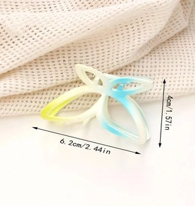 Detail showing gradient butterfly hair claw clip dimensions 6.2cm length and 4cm height
