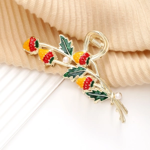 Alloy Enamel Strawberry Hair Claw Clip With Artificial Pearls For Women Elegant Gold Metal Shark Clip Cute Fruit Hair Accessories