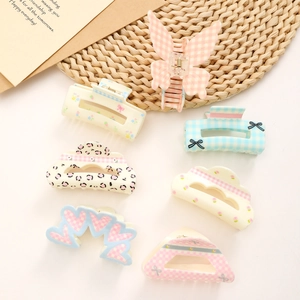 Acrylic Hair Claw Clips For Women Creamy Girl Style Floral Plaid Bow Geometric Shark Clip Back Head Hair Accessories