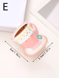Detailansicht der rosa Kaffeetasse Haarklammer mit Herzmuster und Größenangaben in Zoll