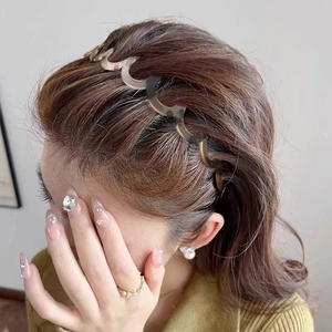 Simple wavy tortoise shell headband with non-slip teeth for women's hair styling