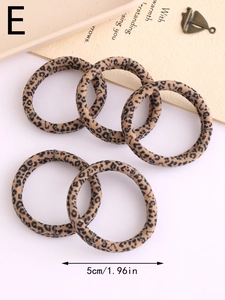 Detailed view of 5cm leopard print elastic hair ties set with velvet texture