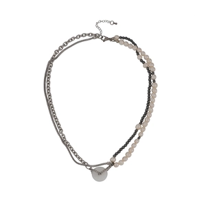 Collier double couche en acier inoxydable avec perles d'eau douce et pendentif blanc