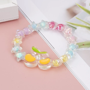 Bracciale di perle carino per bambine con ciondoli a stella e ciliegia colorata