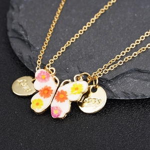 Magnetische BFF-Halsketten mit bunten Blumenmustern und Love-Anhängern