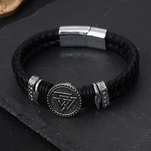Bracelet en cuir tressé pour homme avec symbole Viking Valknut et fermoir magnétique