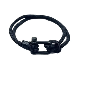 Bracelet minimaliste en corde milanaise tressée noire avec fermoir en U en métal robuste